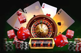 Blackjack ကတ်ဂိမ်း Dealer နှင့် Player ကတ်ဖော်ကစားနေသောမြင်ကွင်း